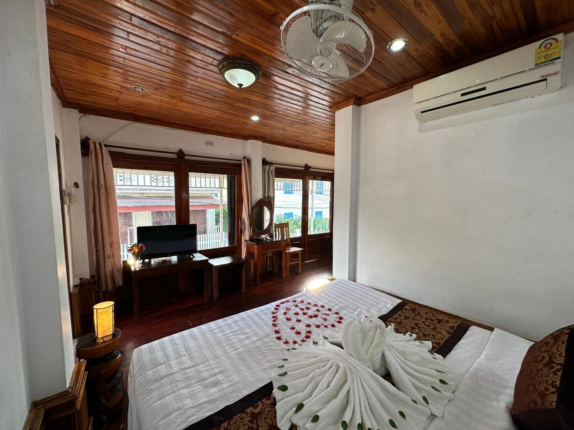 Villa Thida Mekong Riverside Luang Prabang Room photo